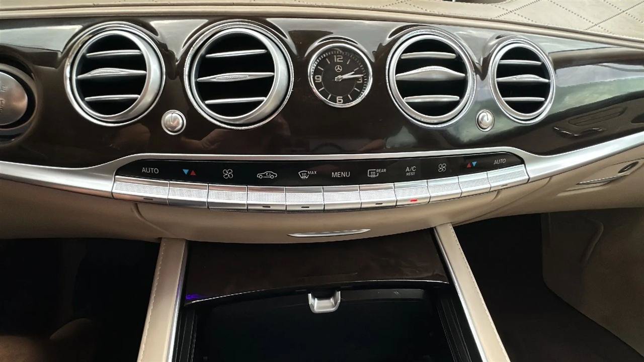 Used 2017 Mercedes-Benz S 550 Sedan image 39