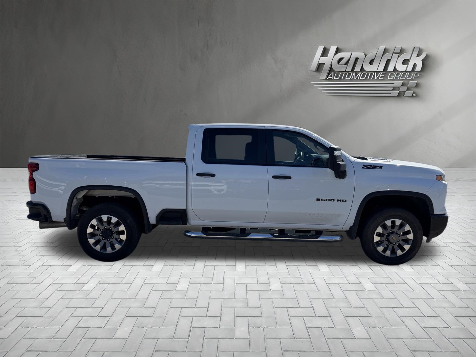 Used 2024 Chevrolet Silverado 2500 Custom w/ Custom Value Package AWD/4WD image 10