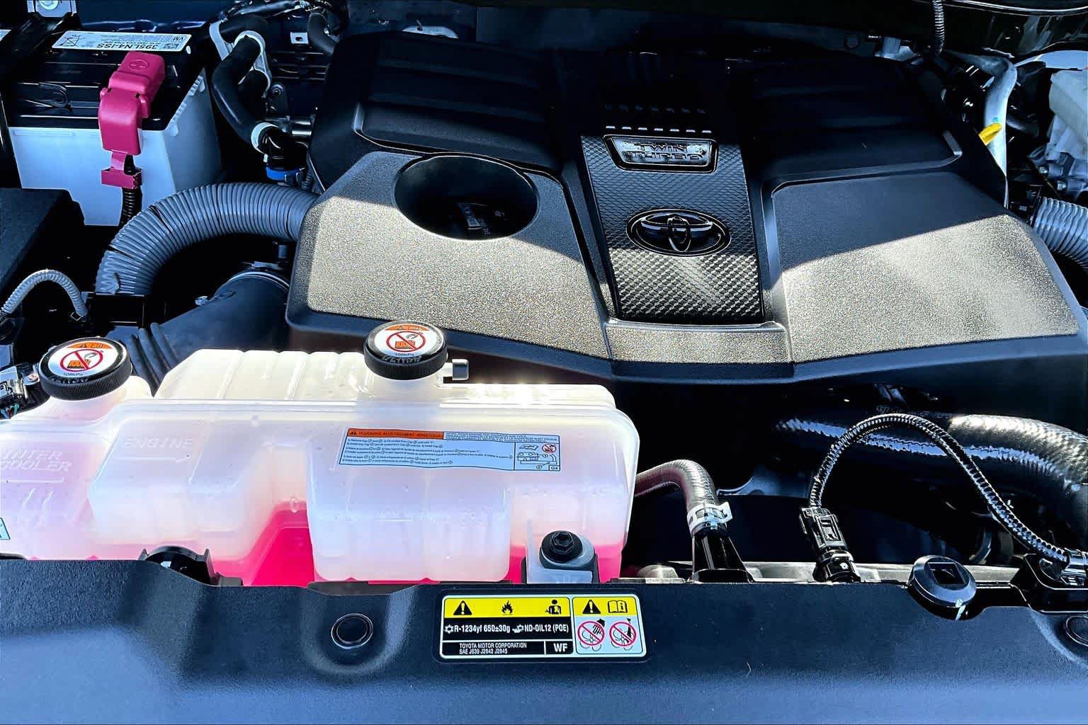 Used 2023 Toyota Tundra SR5 w/ SR5 Convenience Package AWD/4WD image 32