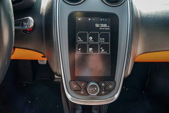 Used 2019 McLaren 570S Spider image 28