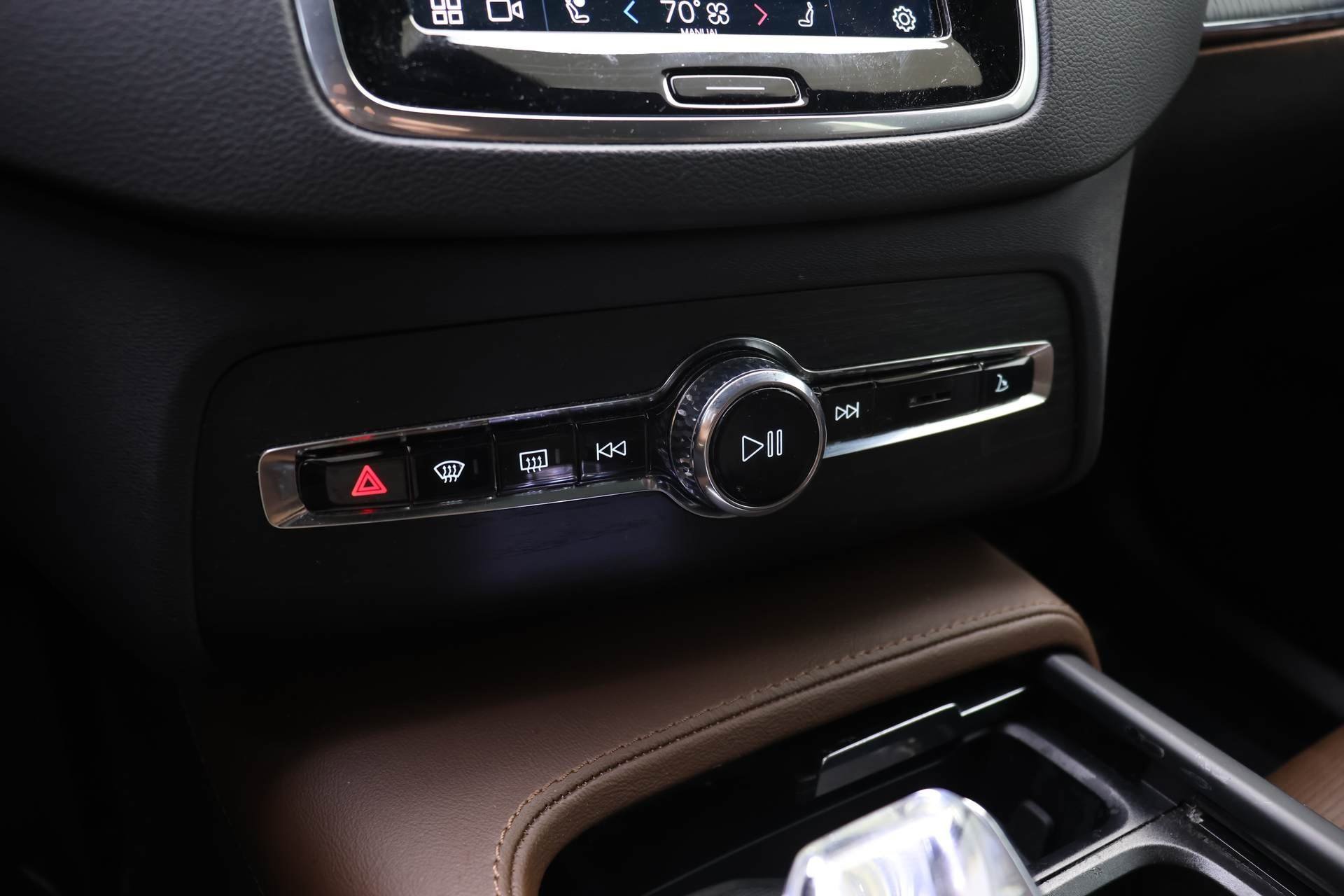 Certified 2023 Volvo XC90 B6 Ultimate image 12