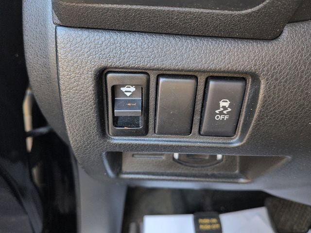 Used 2012 Nissan Altima 2.5 S w/ 20th Anniversary Pkg FWD image 16