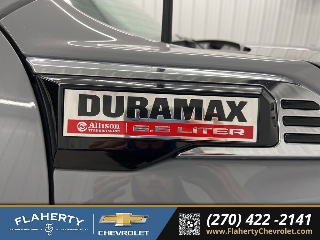 Used 2024 GMC Sierra 2500 SLT w/ SLT Premium Package image 18