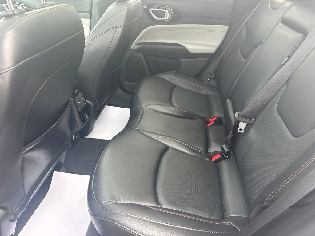 Certified 2022 Jeep Compass Limited w/ Sun and Sound Group AWD/4WD image 26