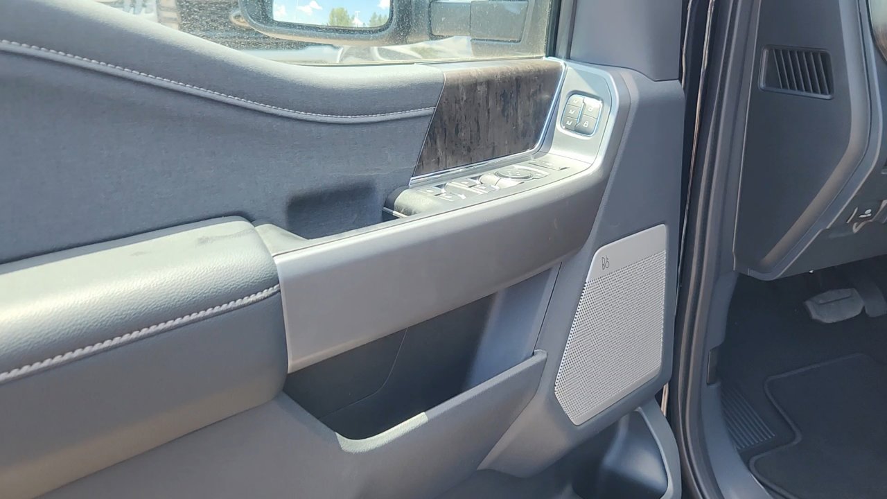 New 2025 Ford F250 Lariat w/ Lariat Ultimate Package image 18