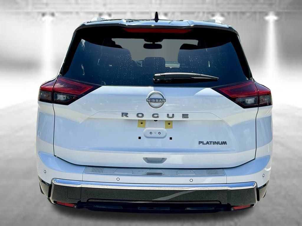 Certified 2024 Nissan Rogue Platinum FWD image 8
