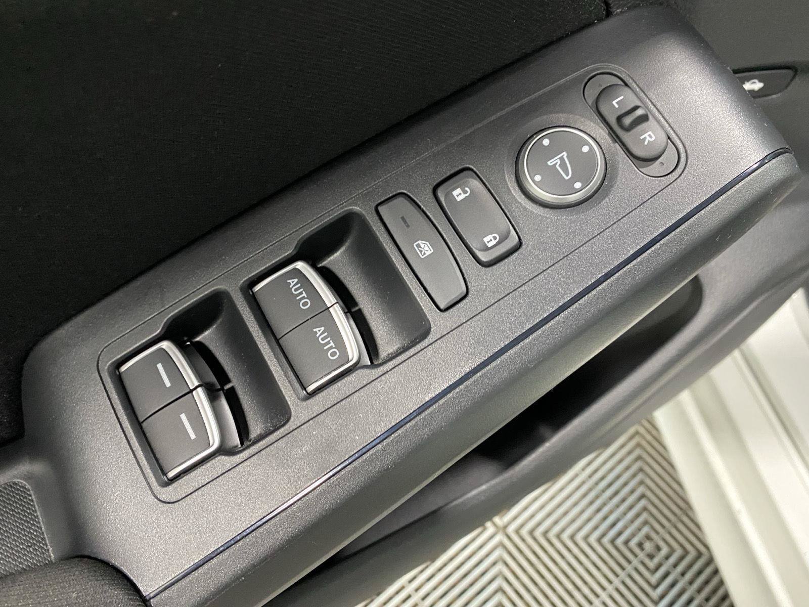 Used 2024 Honda Civic Sport image 17