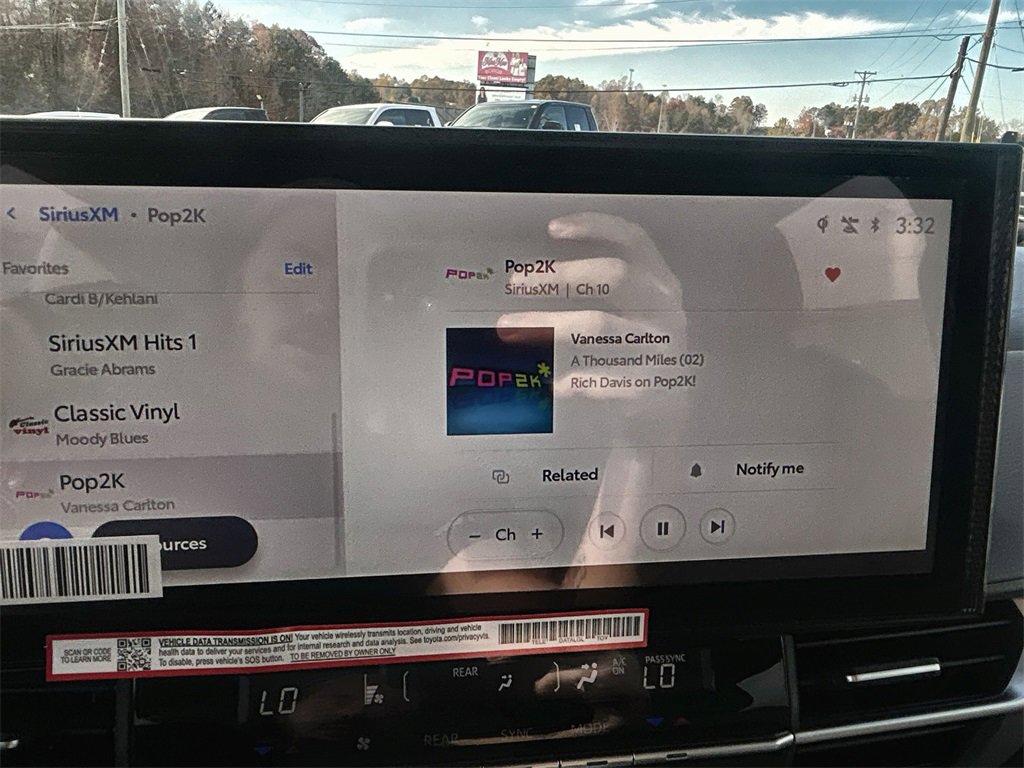 New 2025 Toyota Sienna XLE w/ XLE Plus Package image 15