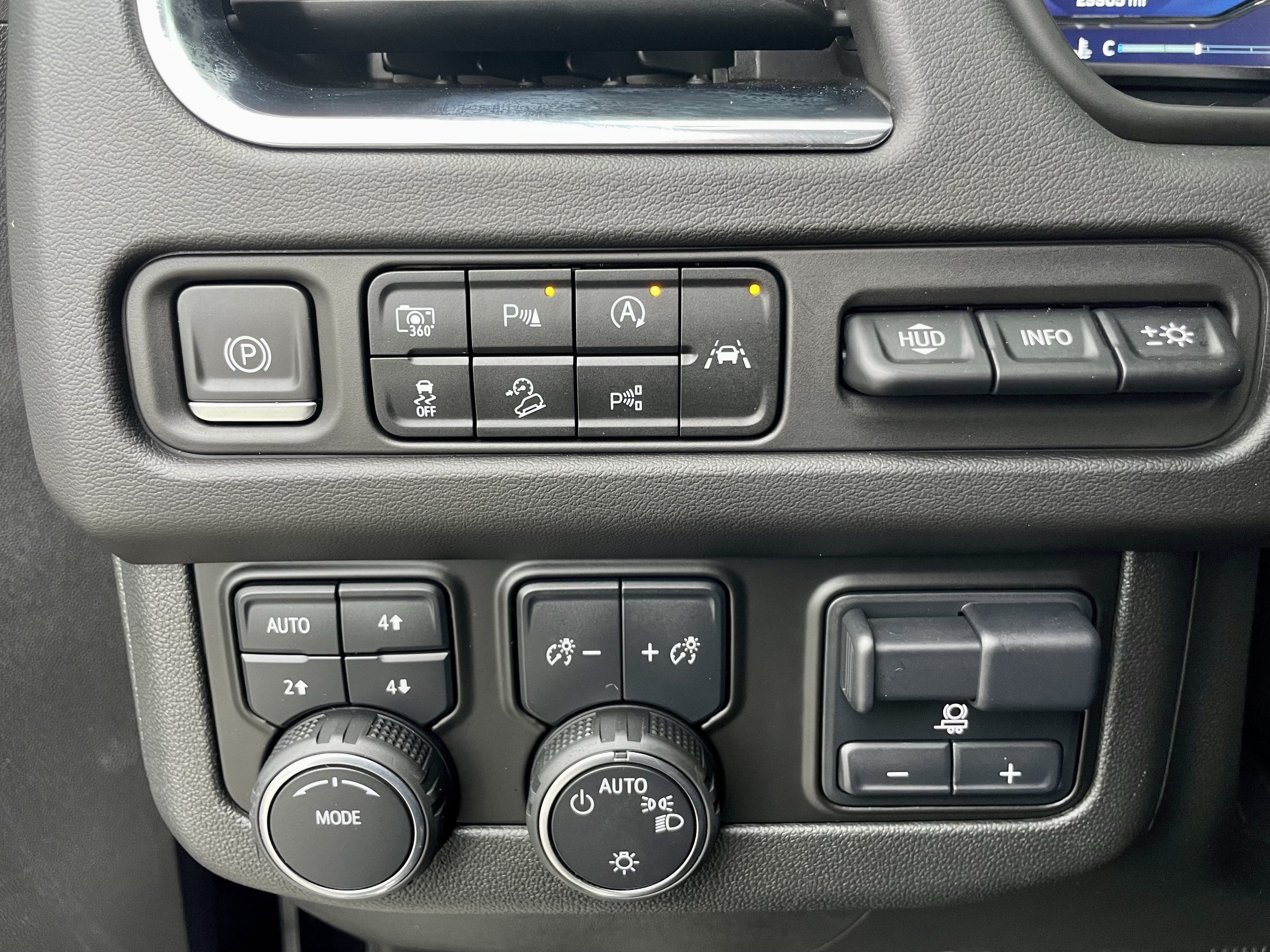 Used 2023 Chevrolet Tahoe Premier w/ Advanced Technology Package AWD/4WD image 43