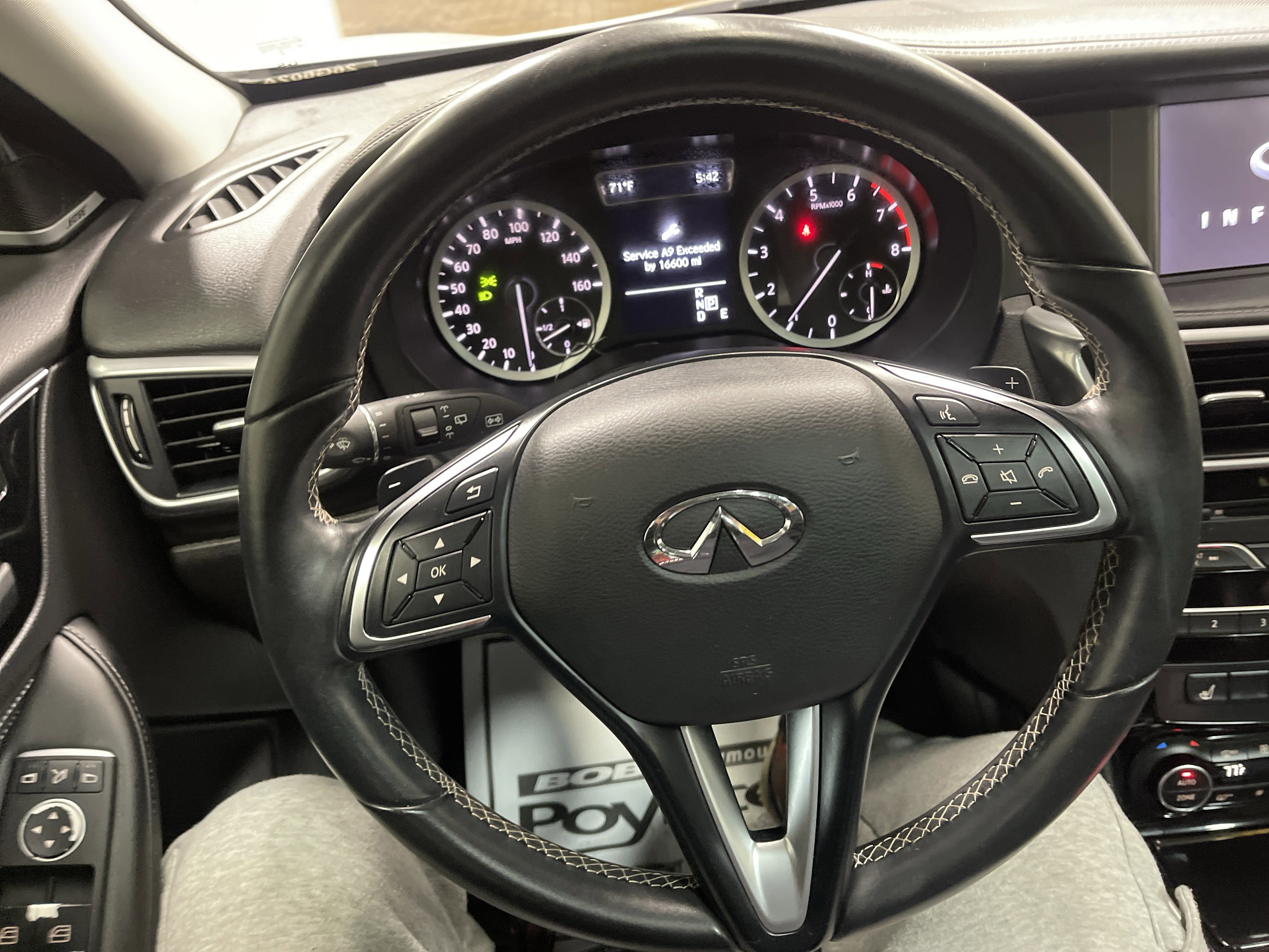 Used 2018 INFINITI QX30 Premium w/ Cargo Package image 30