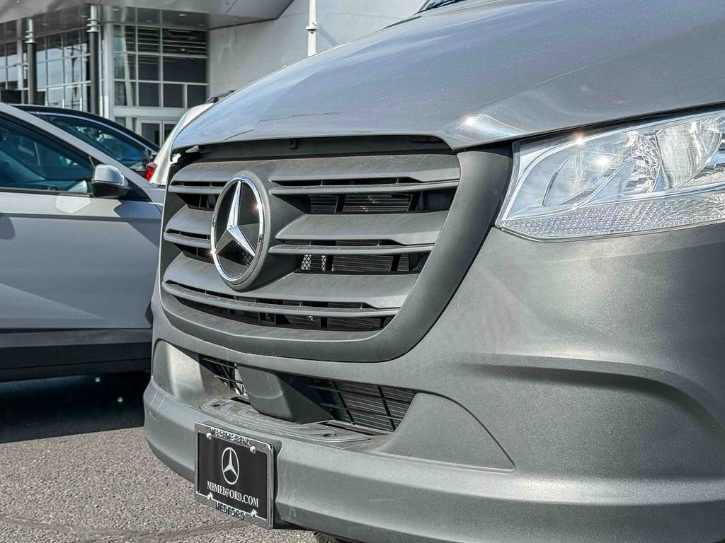 New 2026 Mercedes-Benz Sprinter 2500 image 3