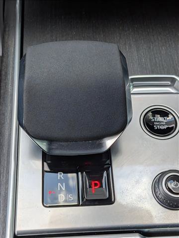 Used 2023 Land Rover Range Rover SE image 16