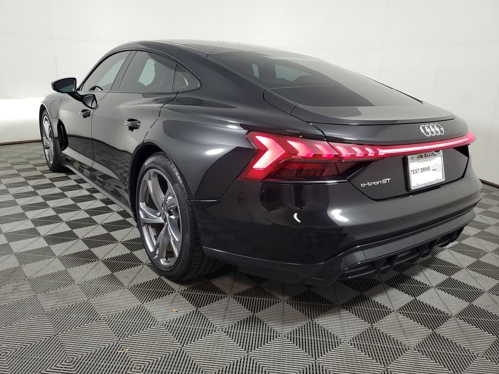 Used 2023 Audi e-tron GT Premium Plus AWD/4WD image 4