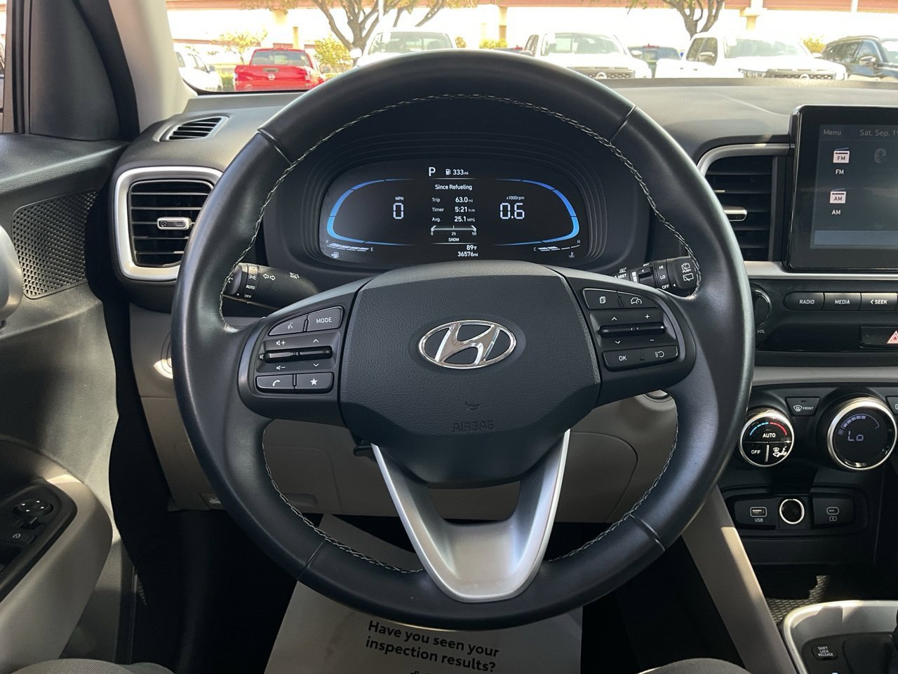 Used 2025 Hyundai Venue SEL FWD image 38