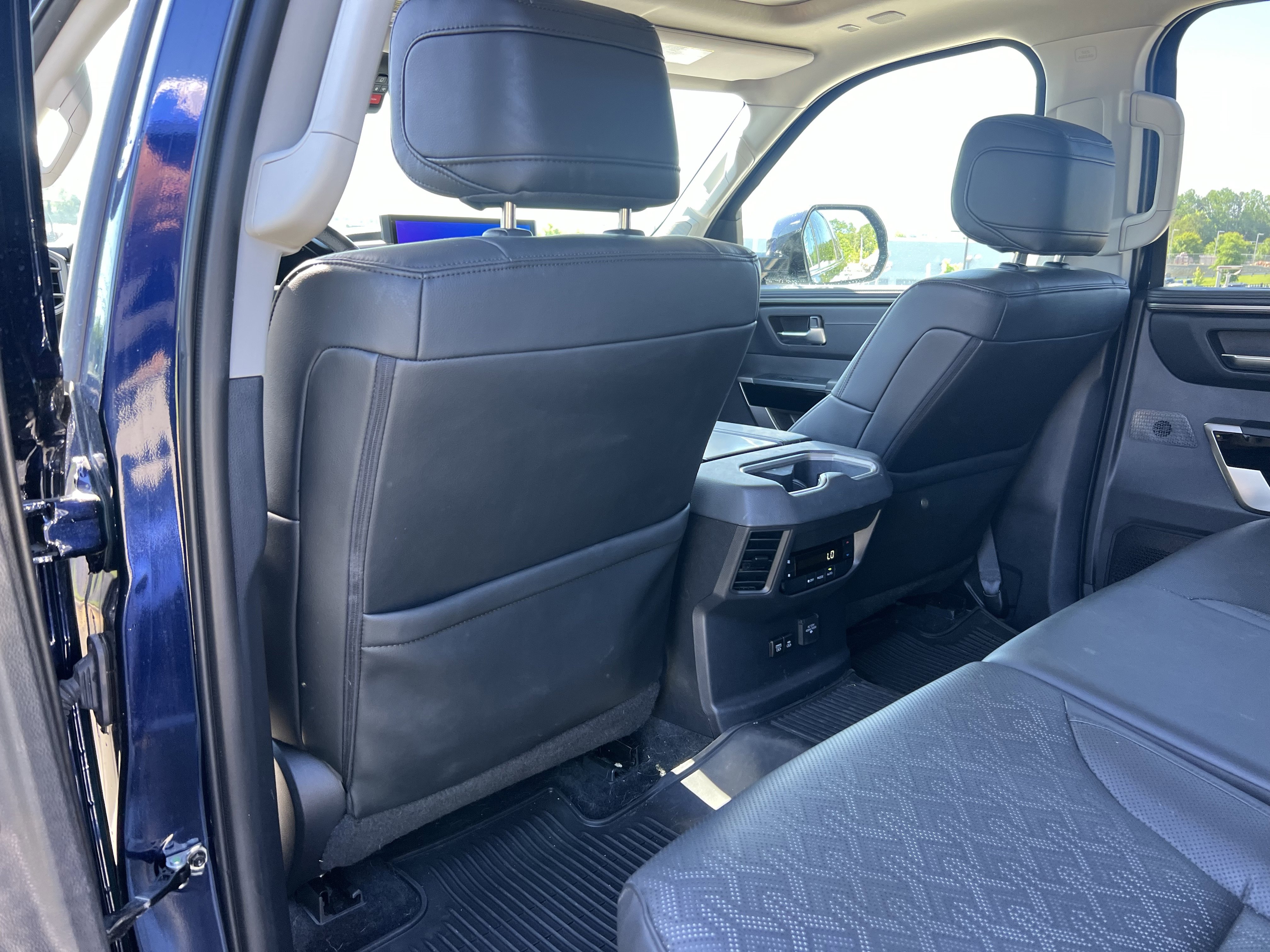 Used 2024 Toyota Sequoia Limited w/ Tow Technology Package AWD/4WD image 36