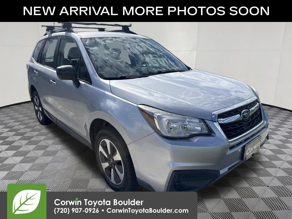 Used 2017 Subaru Forester 2.5i w/ Alloy Wheel Package