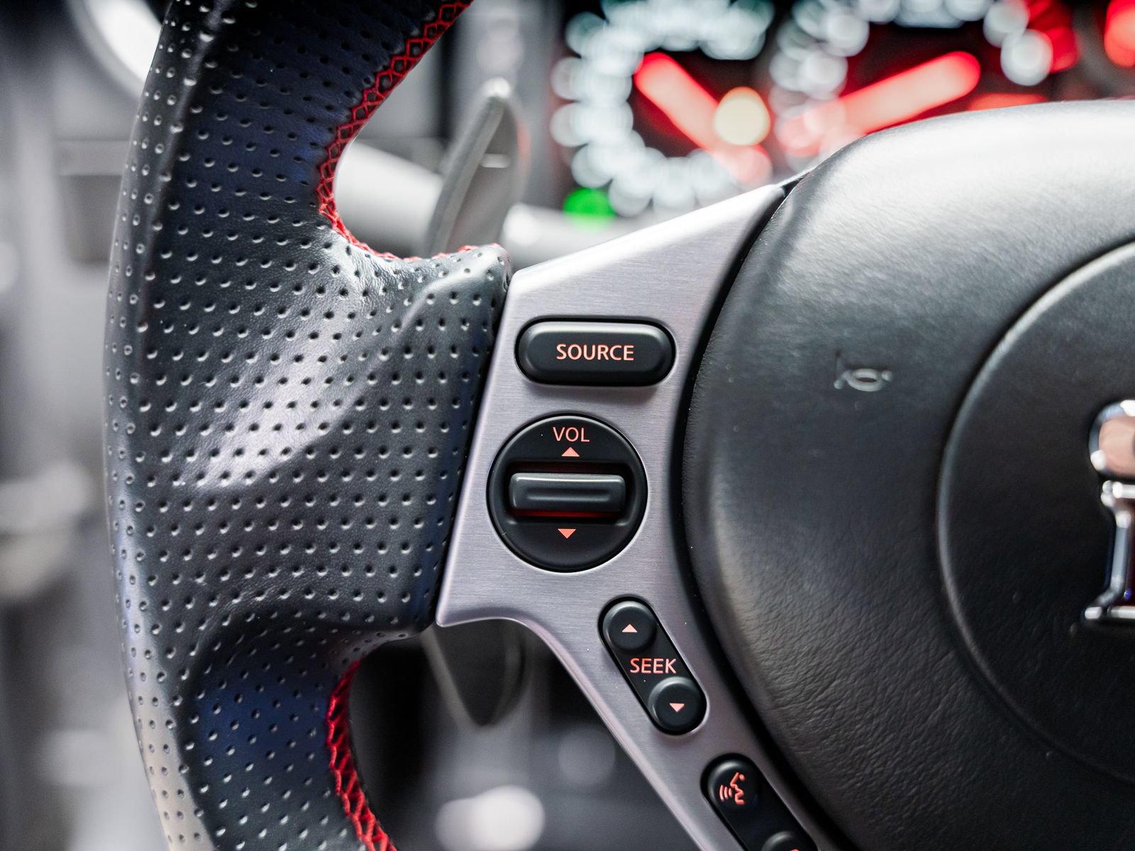 Used 2009 Nissan GT-R Premium AWD/4WD image 45
