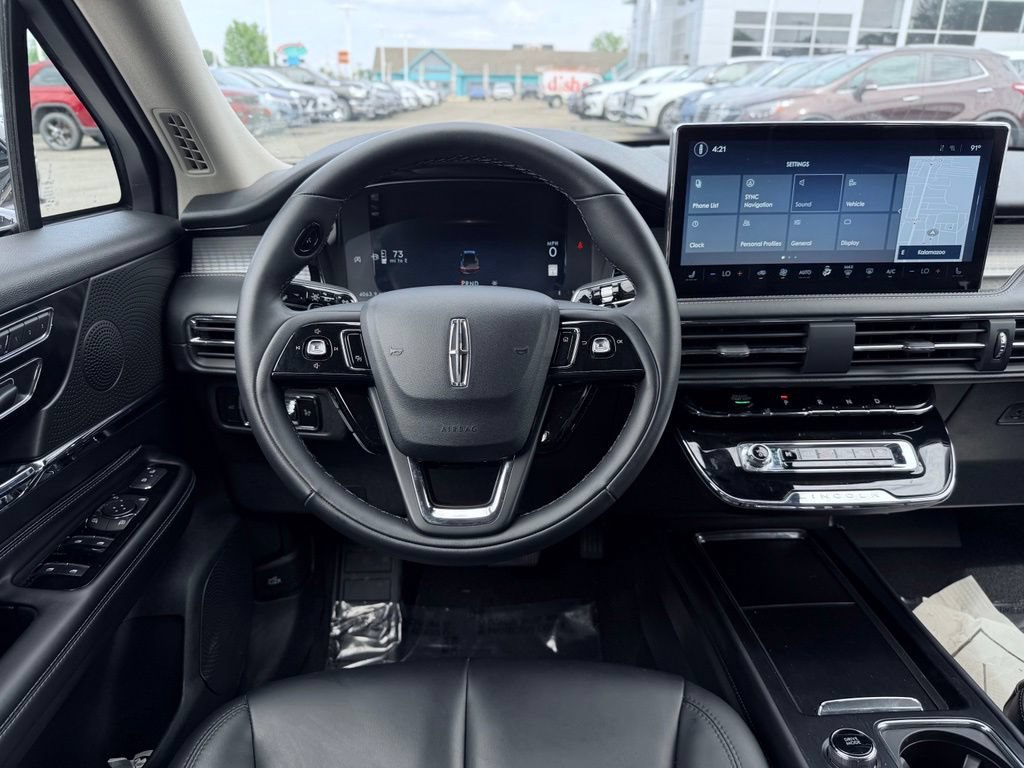 Used 2026 Lincoln Corsair Premiere AWD/4WD image 27