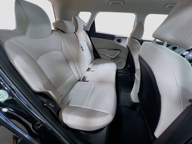 Certified 2023 Kia Soul LX w/ LX Technology Package image 24