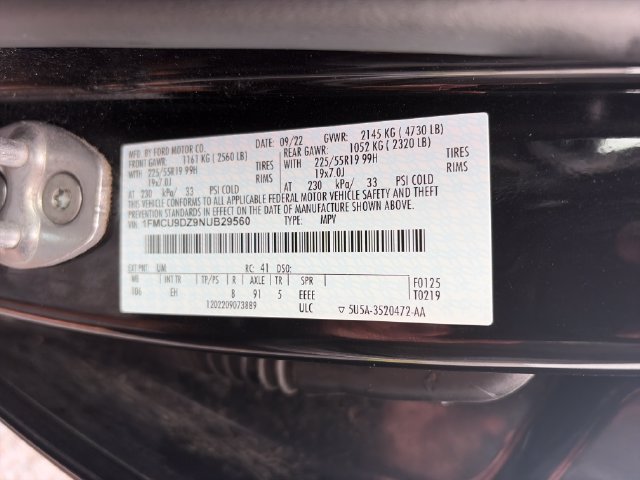 Used 2022 Ford Escape Titanium AWD/4WD image 10