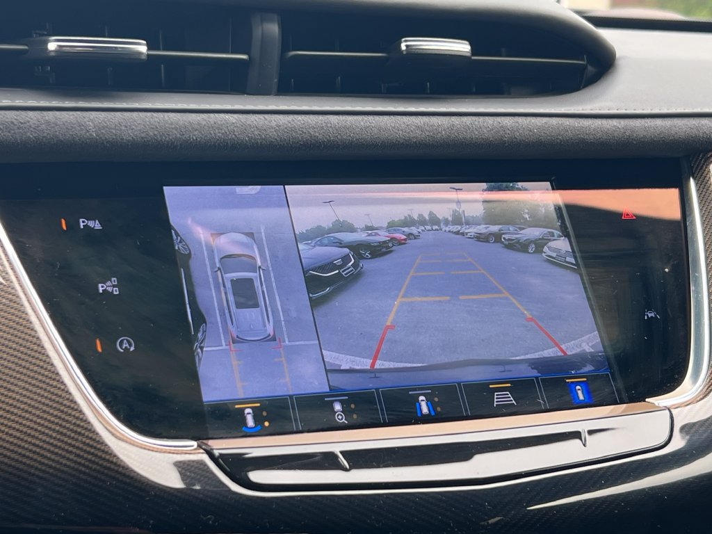 Used 2024 Cadillac XT6 Sport w/ Platinum Package AWD/4WD image 30