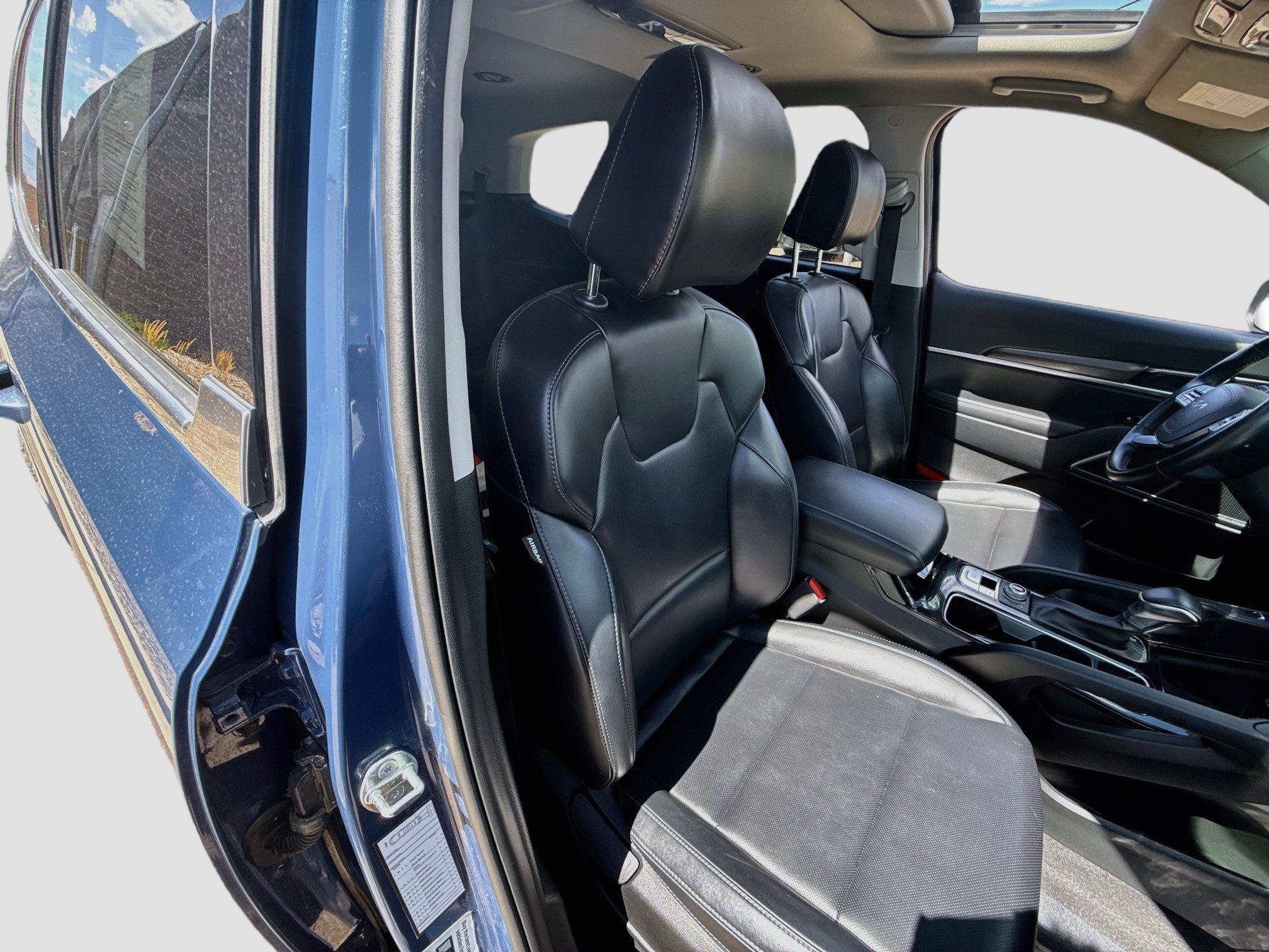 Used 2025 Kia Telluride S AWD/4WD image 34