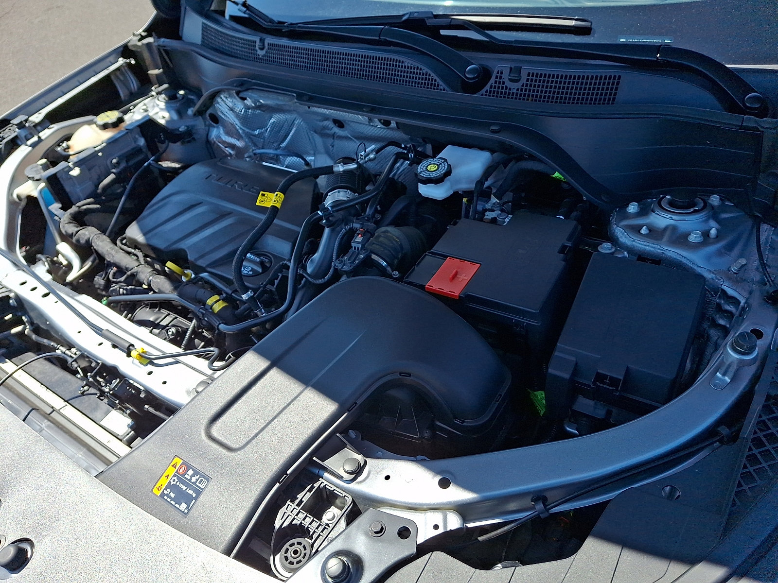 Certified 2024 Chevrolet Trax LS w/ LS Convenience Package FWD image 27