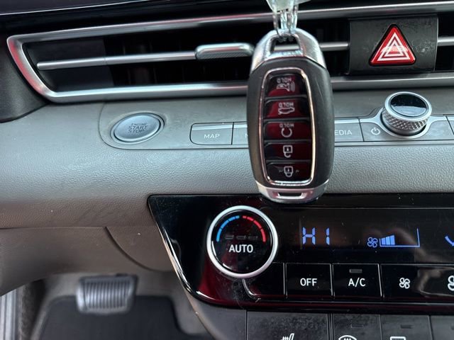 Certified 2023 Hyundai Elantra SEL w/ Convenience Package image 37