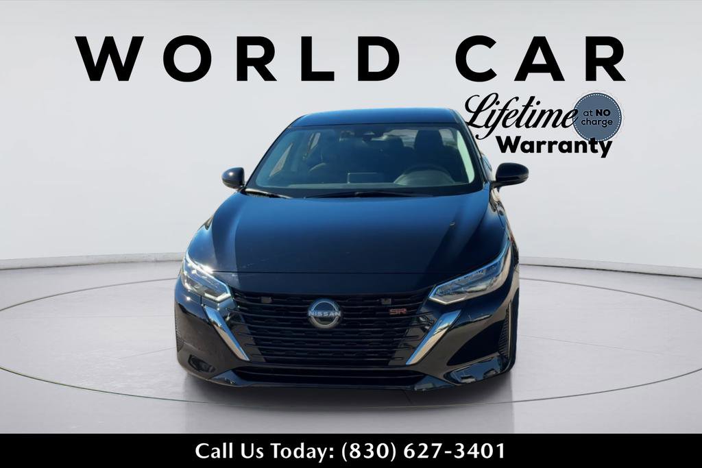 Used 2025 Nissan Sentra SR FWD image 2
