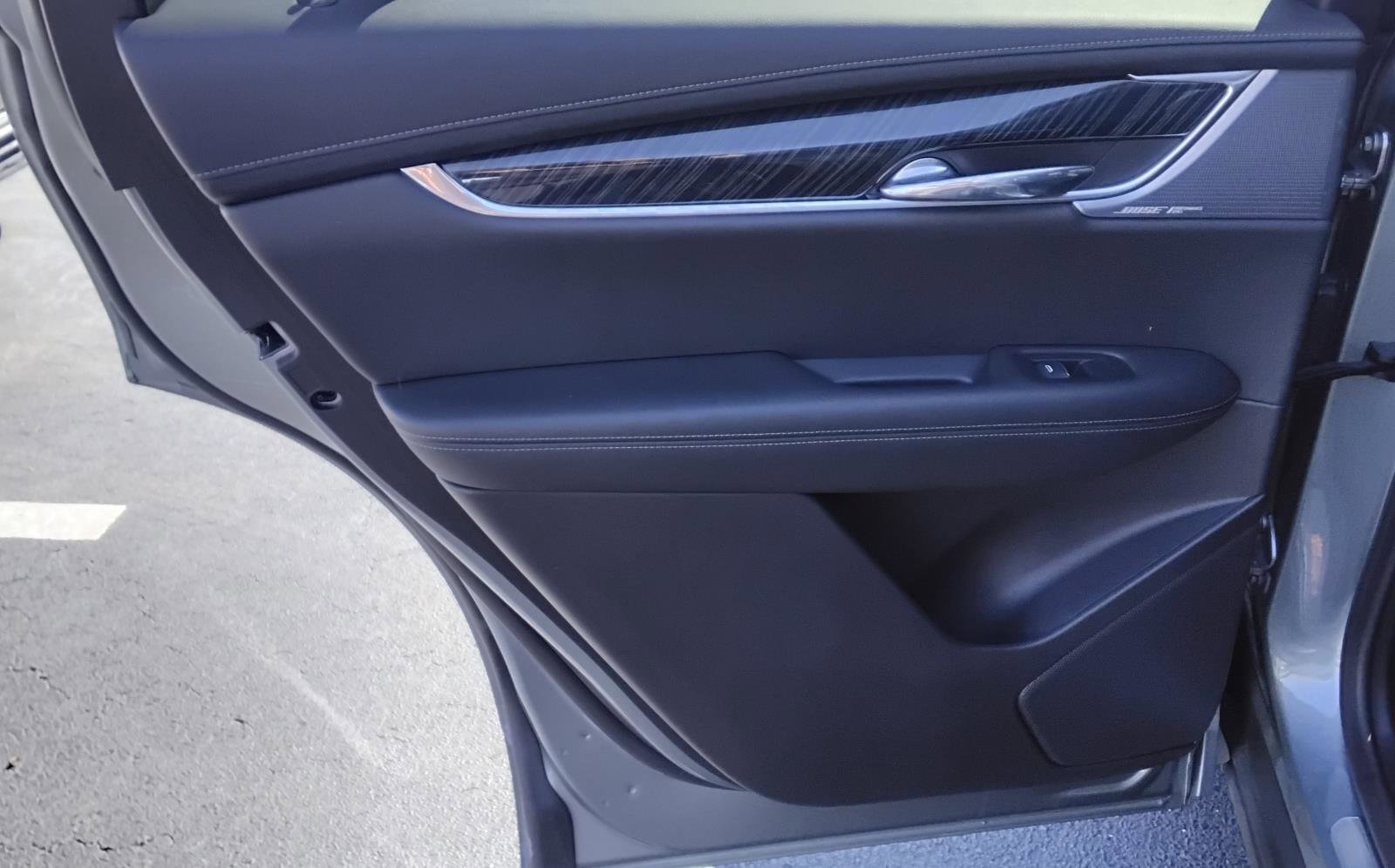 Used 2023 Cadillac XT6 Premium Luxury image 20