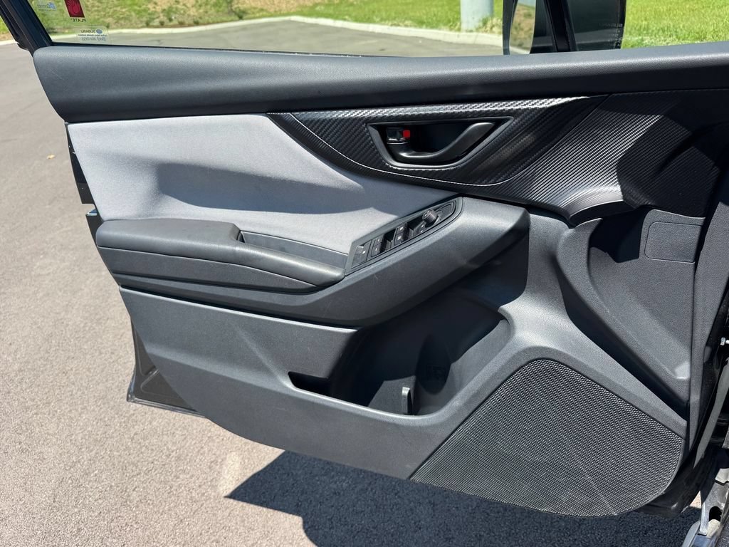 Used 2018 Subaru Crosstrek 2.0i Premium AWD/4WD image 17