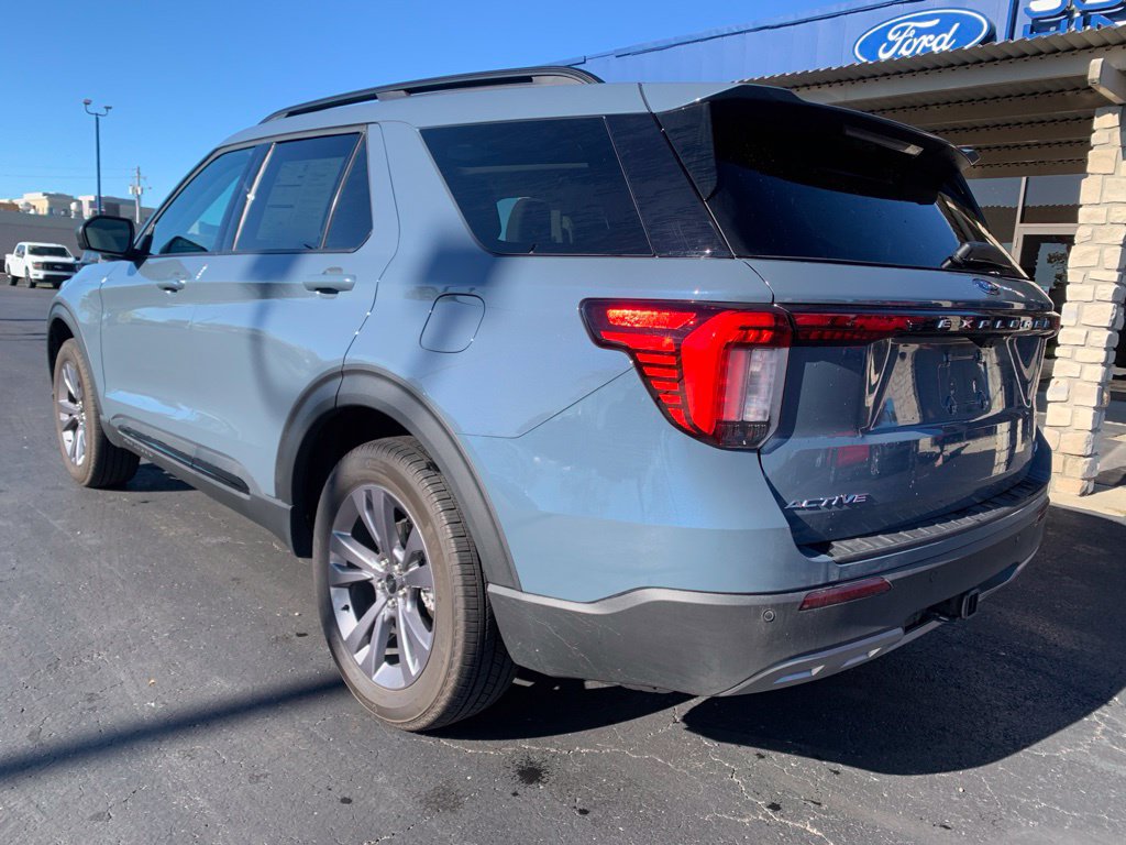 Certified 2026 Ford Explorer Active w/ Active Comfort Package AWD/4WD image 6