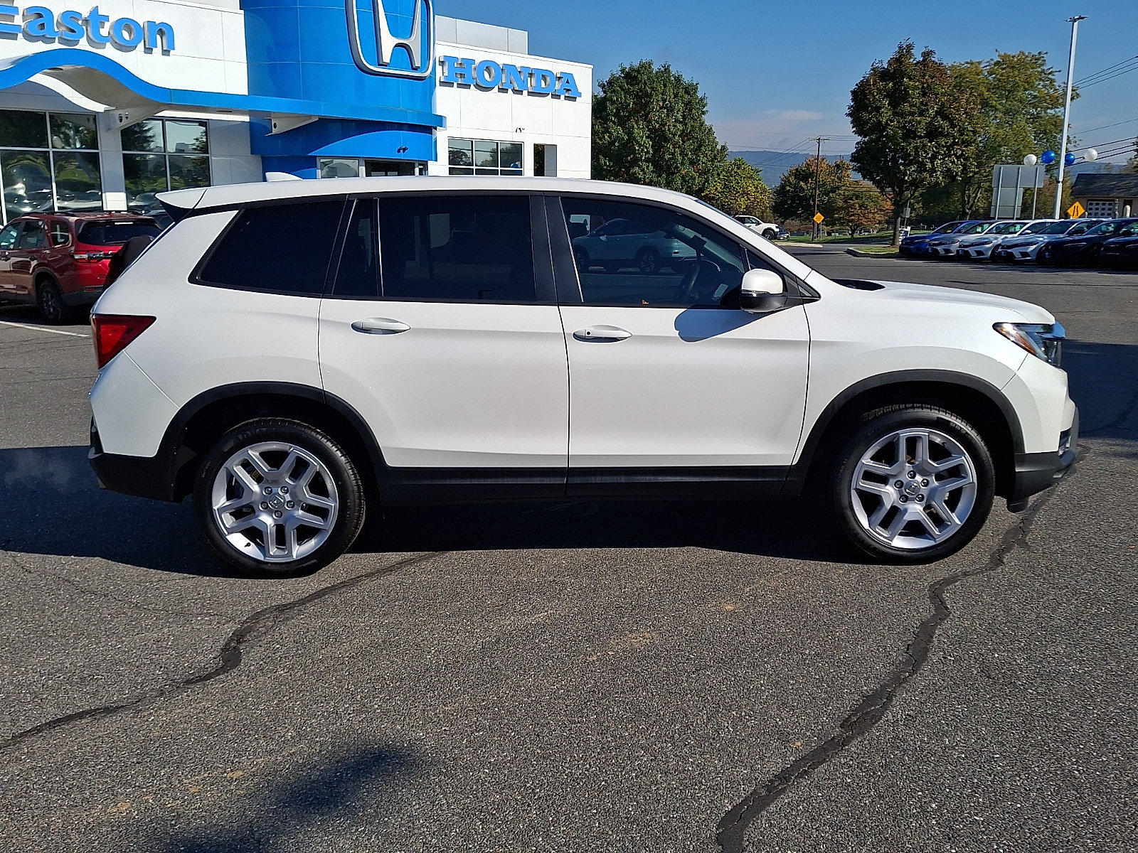 Used 2024 Honda Passport EX-L image 7