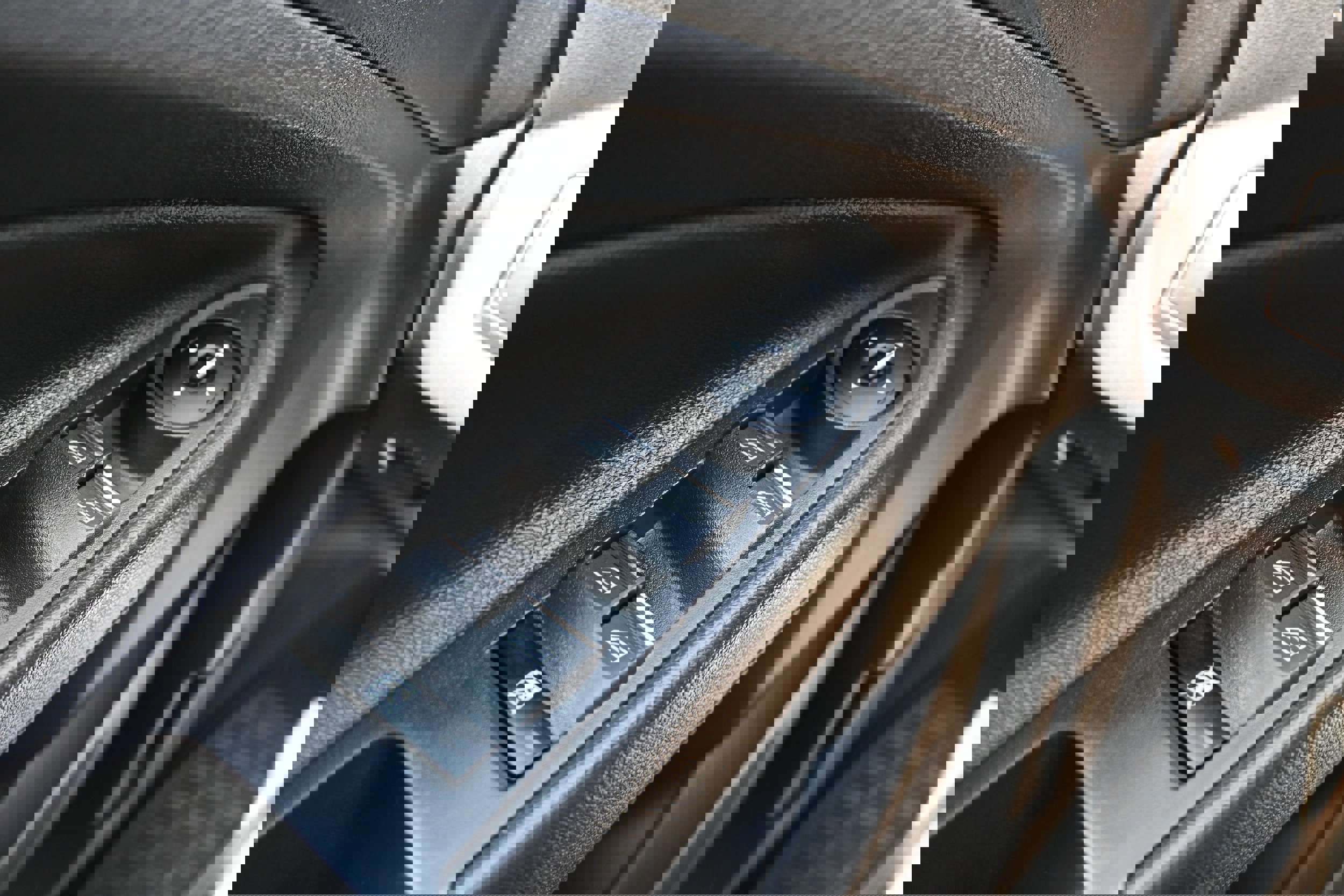 Used 2013 Ford Escape SEL FWD image 16