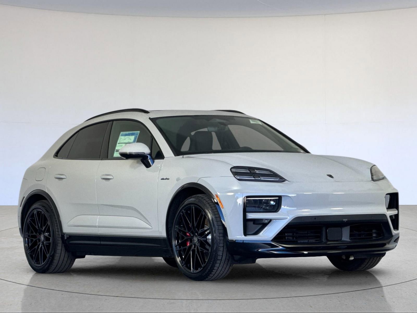 New 2026 Porsche Macan Turbo Electric image 10