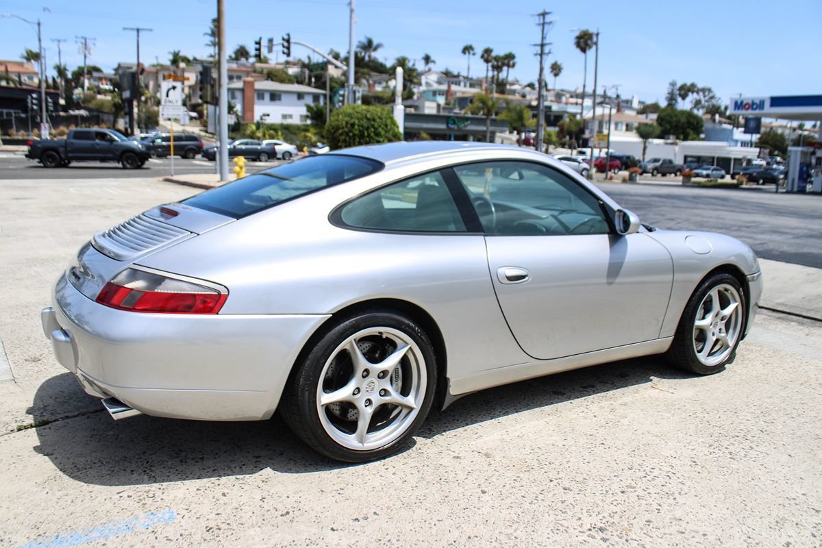 Used 2001 Porsche 911 GT3 RS image 4