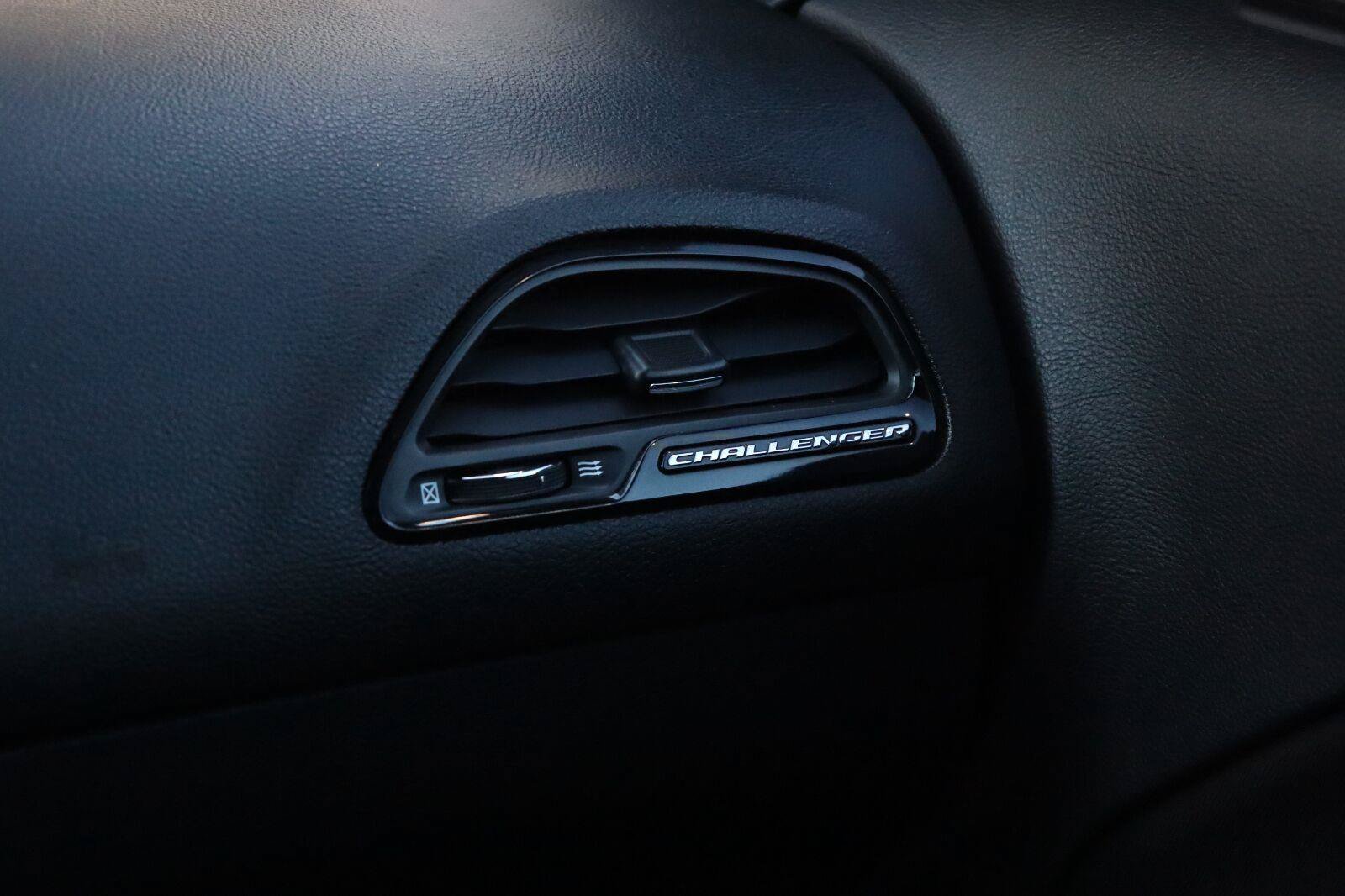 Used 2018 Dodge Challenger R/T RWD image 35