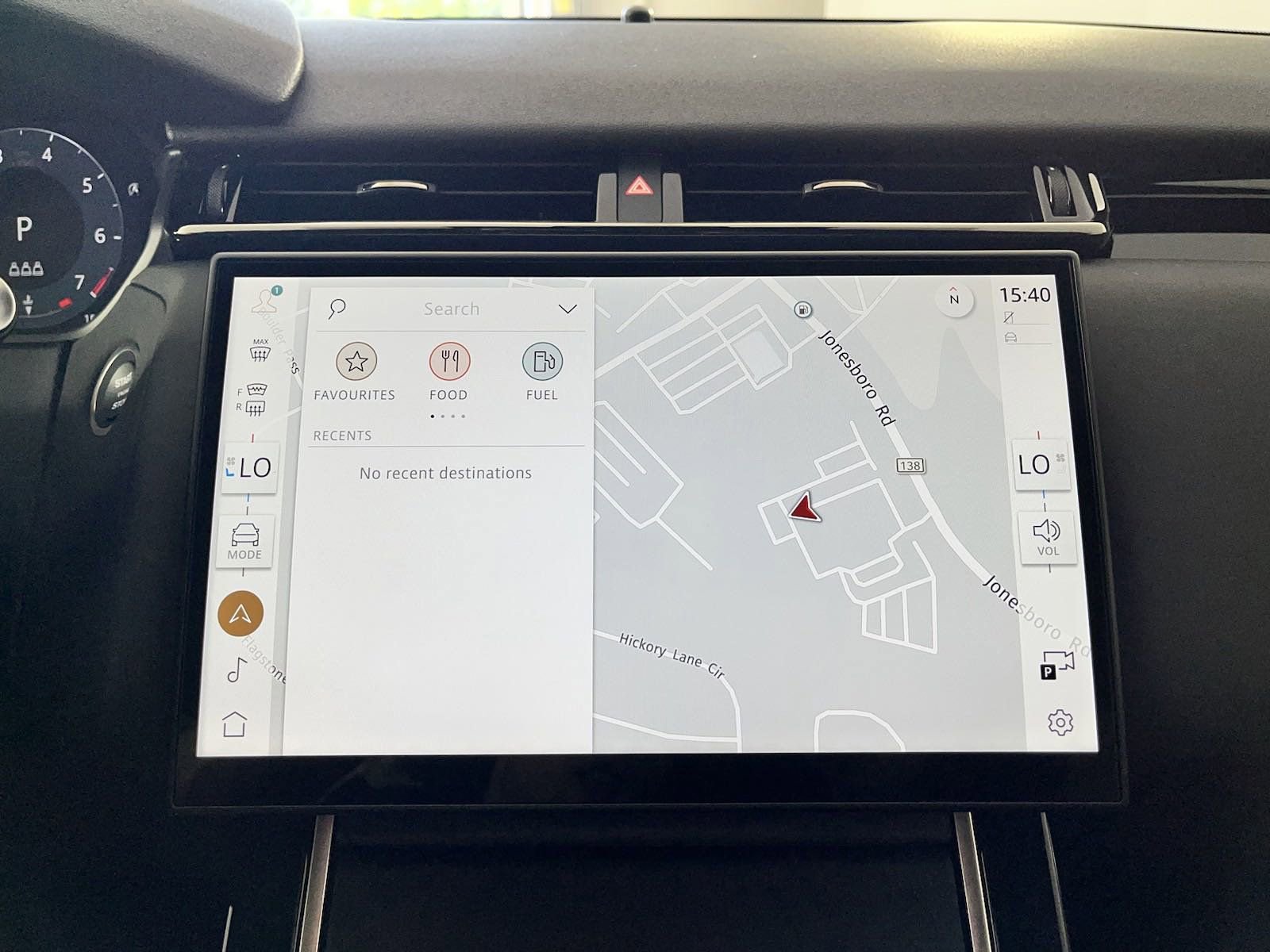 Used 2025 Land Rover Range Rover Velar Dynamic SE image 24