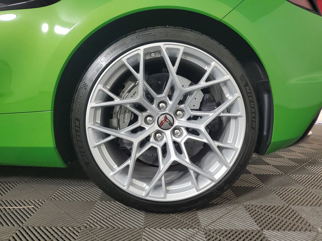 New 2026 Chevrolet Corvette ZR1 w/ ZR1 Carbon Fiber Aero Package image 35