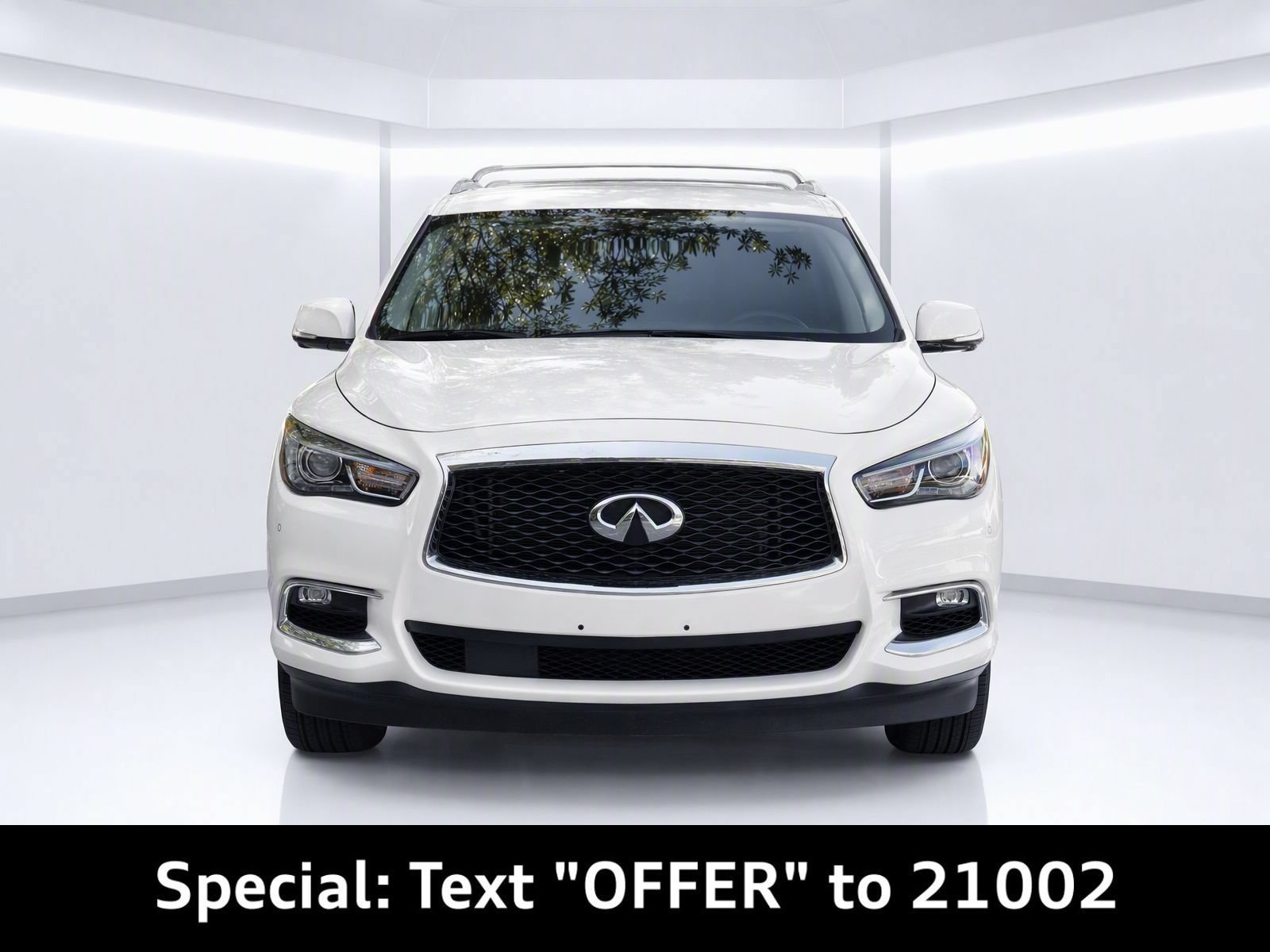 Used 2018 INFINITI QX60 Luxe w/ Deluxe Technology Package AWD/4WD image 5