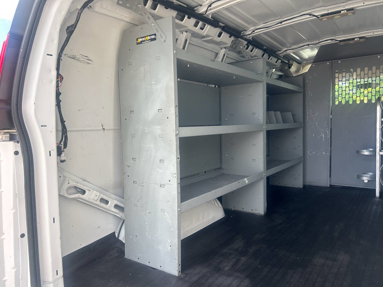Used 2017 Chevrolet Express 2500 RWD image 26