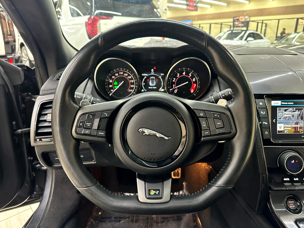 Used 2016 Jaguar F-TYPE R image 22