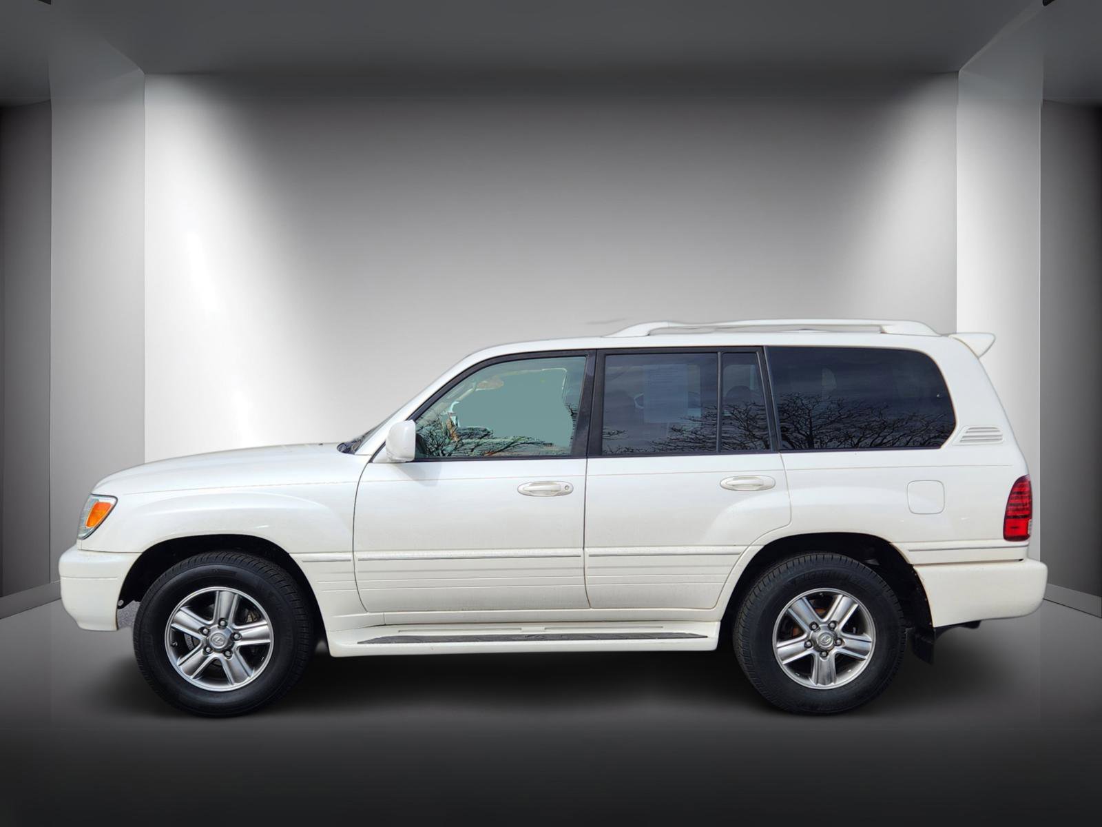 Used 2007 Lexus LX 470 4WD image 2