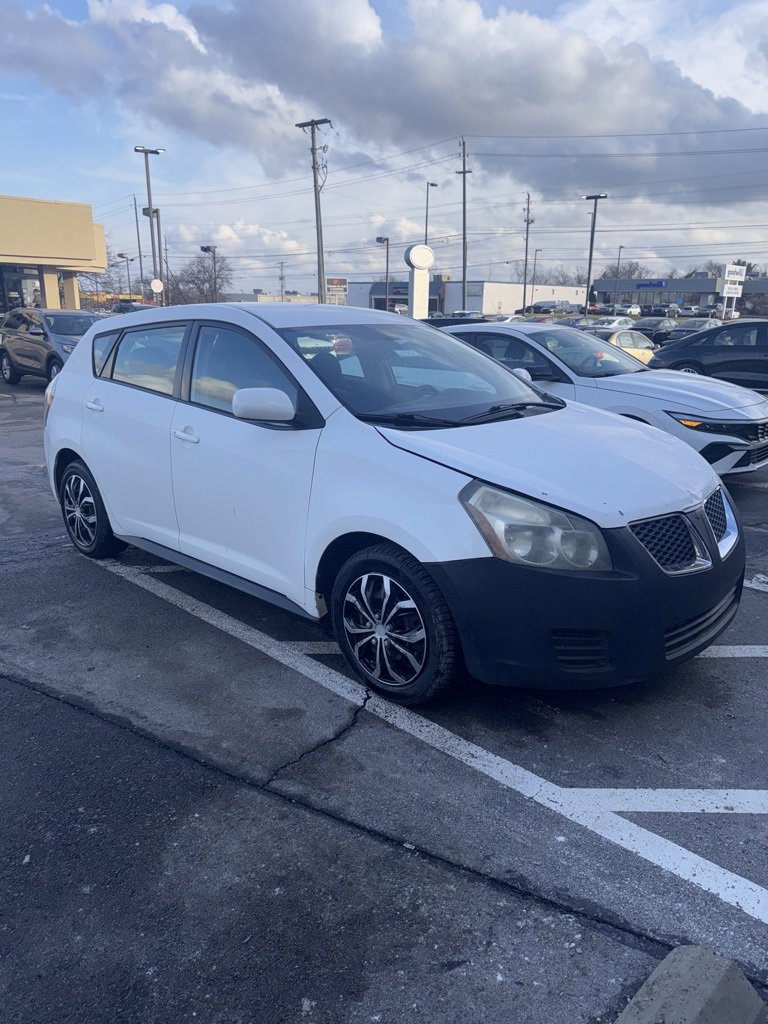 Used 2010 Pontiac Vibe w/ Preferred Package image 7