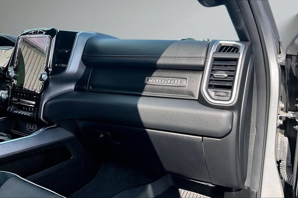 Used 2021 RAM 1500 Laramie w/ Sport Appearance Package AWD/4WD image 26