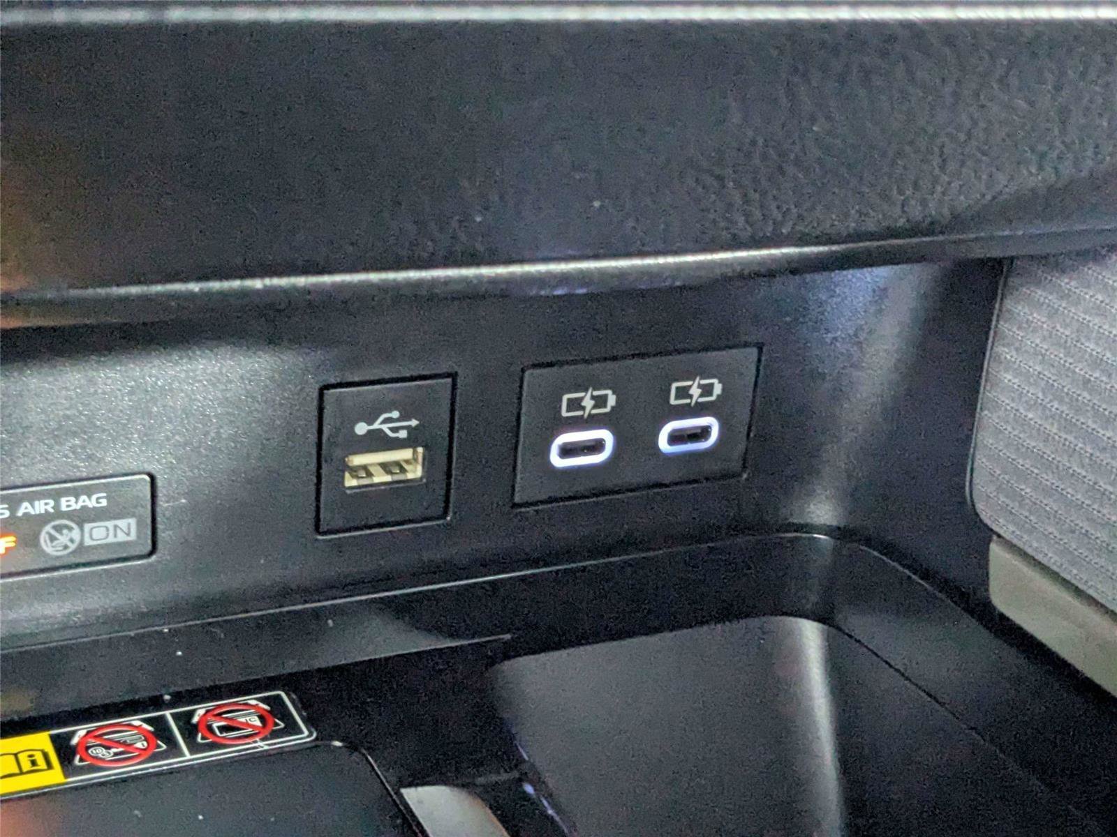 Certified 2025 Toyota Camry SE FWD image 22