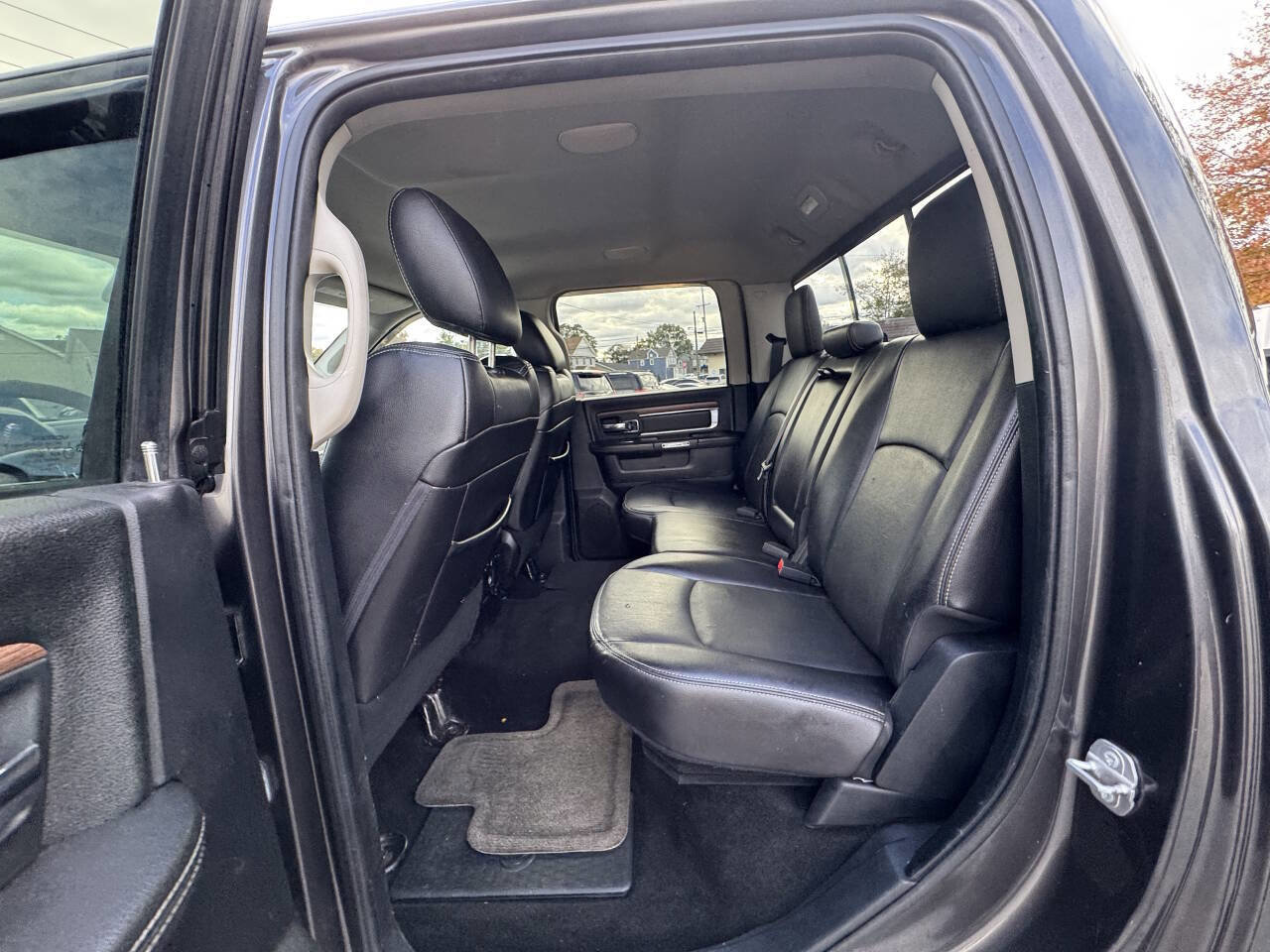 Used 2016 RAM 3500 Laramie image 57