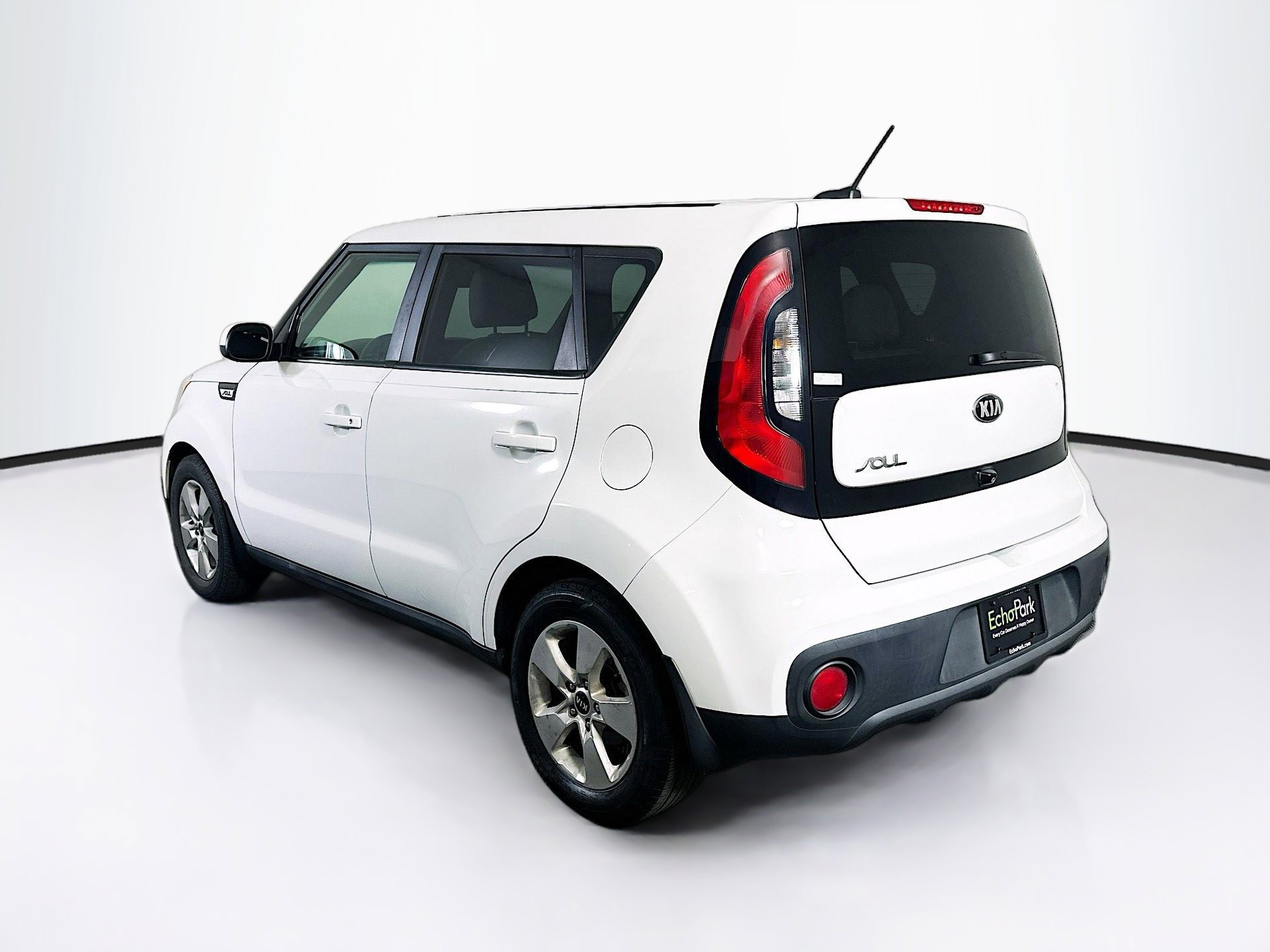 Used 2017 Kia Soul w/ Convenience Package FWD image 5