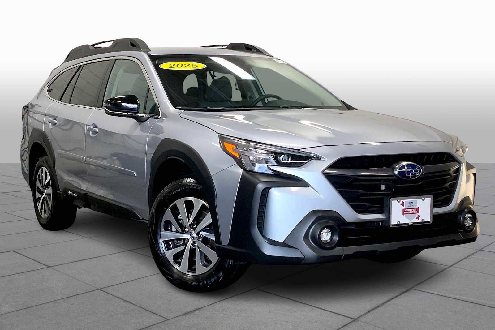 Certified 2025 Subaru Outback Premium image 2