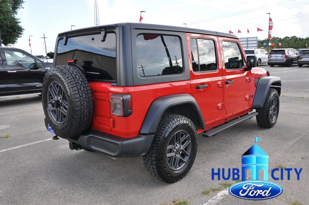 Used 2024 Jeep Wrangler Unlimited Sport AWD/4WD image 5